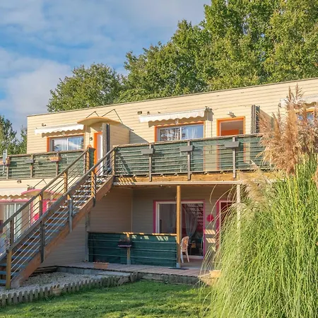 Saintes Apartamento *