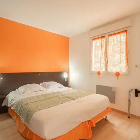 Saintes Apartment Saint-Simon-de-Bordes